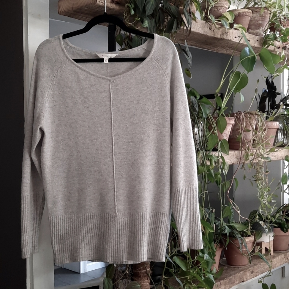 ATHLETA 100% CASHMERE SWEATER SMALL